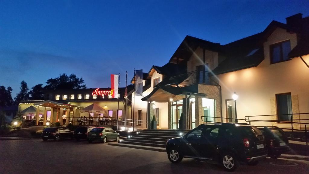 Hotel Impressa Niedrzwica Duża Eksteriør bilde
