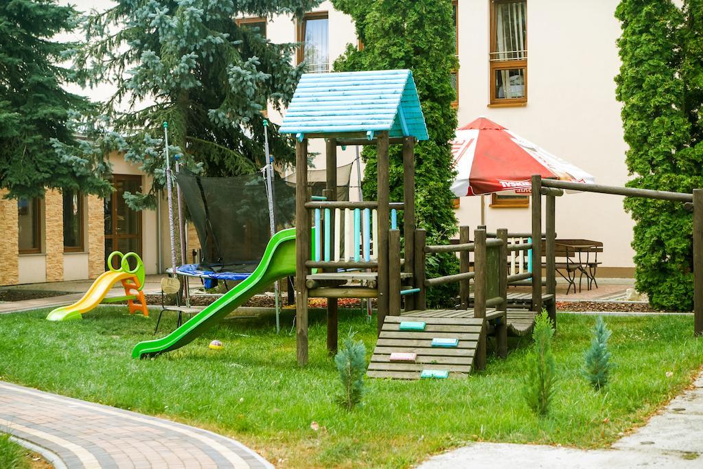 Hotel Impressa Niedrzwica Duża Eksteriør bilde